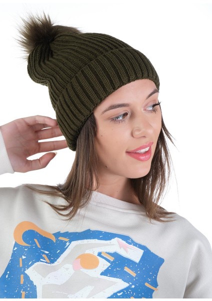 Kadın Kışlık Ponponlu Triko Bere modelleri