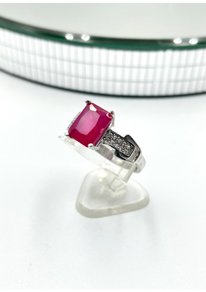 Baget Model Zirkon Taşlı 925 Ayar Şık Ahşap Hediye Kutulu Kadın Gümüş Yüzük modelleri