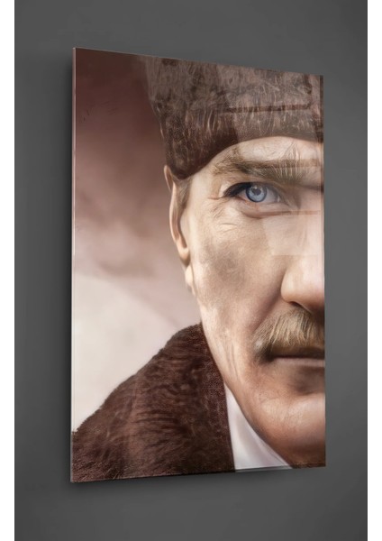 Atatürk Yarı Portre Renkli Cam Tablo