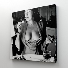 Dünyatablo Helmut Newton'dan Paris Sergisi Duvar Sanatı, Mutfağımız Kanvas Tablo