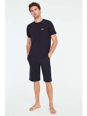 Mod Collection Erkek T-Shirt Şort Takımı Lacivert Renk Pamuk Kumaş ile Nefes Alabilir Konfor