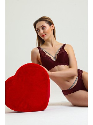 Magic Form 4686 Kadın Bordo Taşlı Dantelli Sütyen