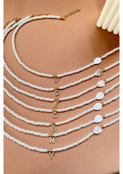 F Harfli Incili Tasarım Kolye