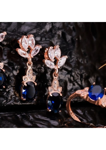 925 Ayar Gümüş Safir Taşlı Lotus Küpe