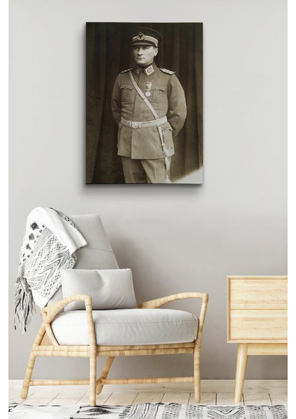 Atatürk Portre Tablosu Türkiye Cumhuriyeti Kurucusu Mustafa Kemal Atatürk Dekoratif Kanvas Tablo fiyatları