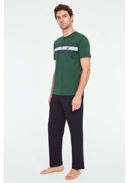 - Erkek Yeşil Patlı Pijama Takımı