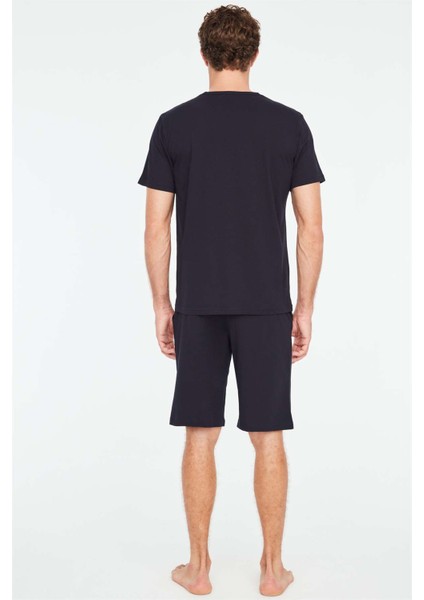 - Erkek Lacivert T-Shirt Şort Takımı