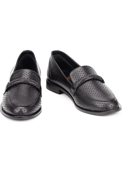Kadın Hakiki Deri Günlük Şık Tokalı Klasik Loafer Babet Ayakkabı