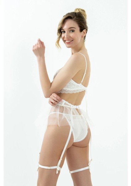 2216 Kadın Ekru Dantelli Arkası Ip Detaylı Sütyen fiyatları