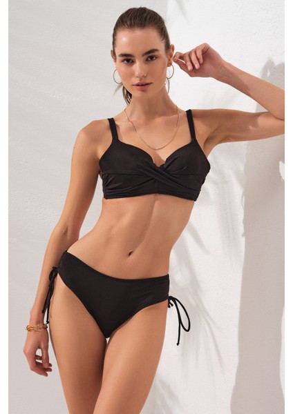 Sole Kaplı Toparlayıcı Bikini Siyah 231229