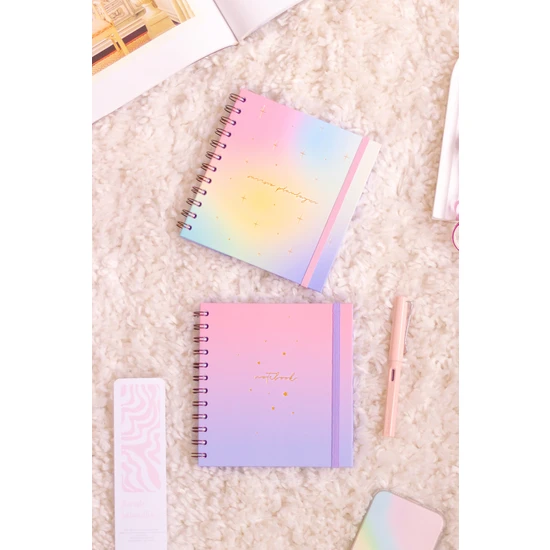 Matt Notebook 15X15 cm Kare 2'li Set Spiralli Süresiz Planlayıcı Ajanda ve Defter Gökkuşağı NC12378 Matt Notebook 15X15 cm Kare 2'li Set Spiralli Süresiz Planlayıcı Ajanda ve Defter Gökkuşağı NC12378