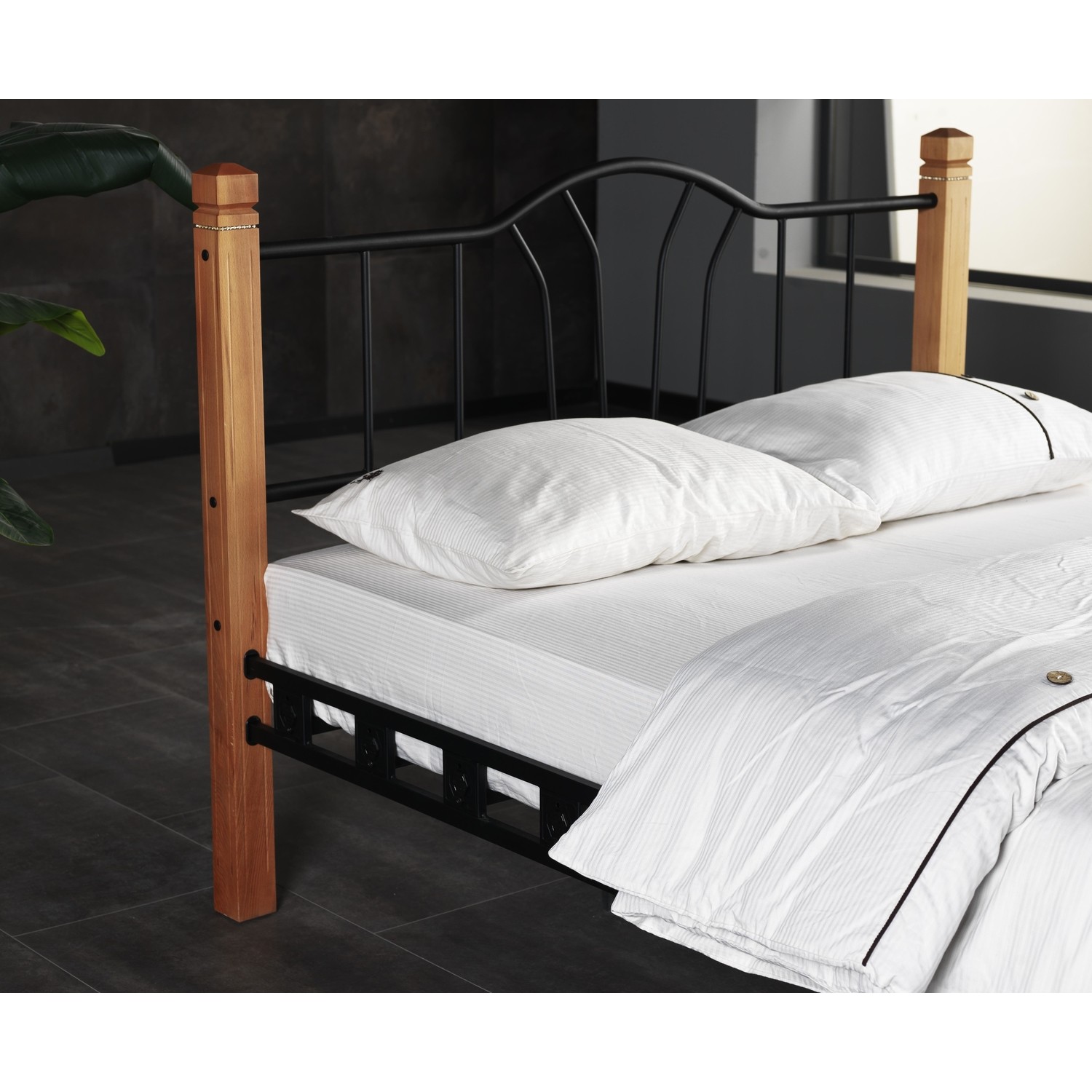 Argimo Pastel Ahşap Dikeç Başlıklı Çift Kişilik Yatak Argimo Pastel Ahşap Dikeç Başlıklı Çift Kişilik Yatak