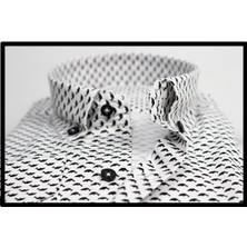 Varetta Erkek Beyaz Cepli Klasik Kesim Baskı Desenli Gömlek