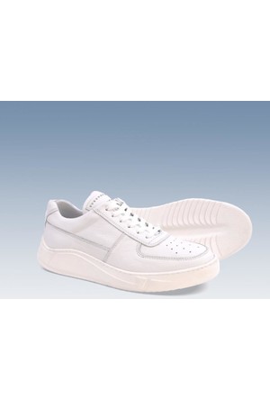 Tetri Marka Nike Klasik Ayakkabi 50 Indirimli Gardrops