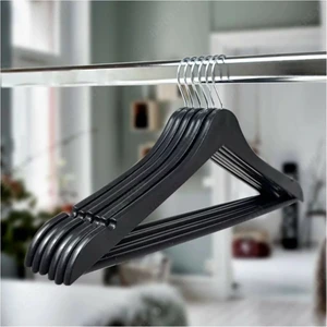 Vip Home Concept Ahşap Görünümlü Plastik Elbise Askısı 24 Adet Siyah Renk Döner Başlıklı