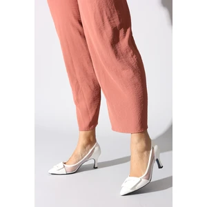 Plus Beyaz Çizgili Kadın Klasik Ayakkabı