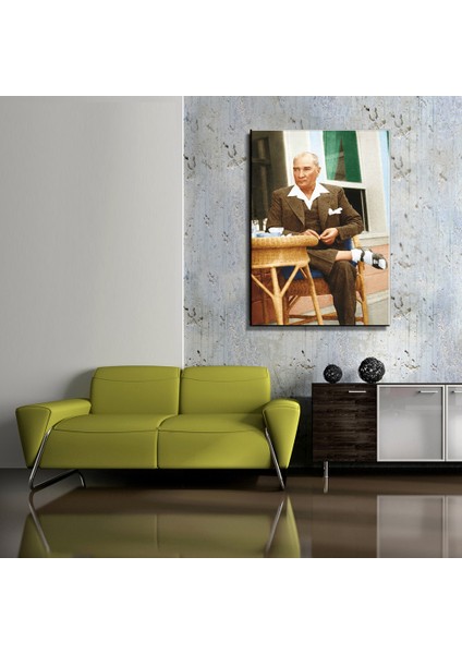 Atatürk Sandalyesinde Otururken 50 x 70 cm Kanvas Tablo fiyatları