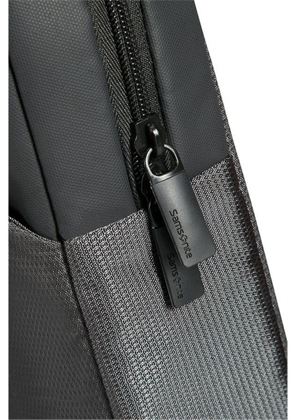 17.3 ' Evrak Laptop Çantası 16N-09003 Füme fırsatları