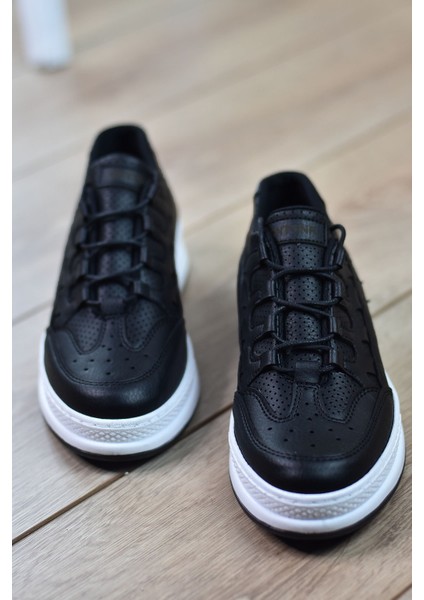 Siyah Beyaz Erkek Sneaker