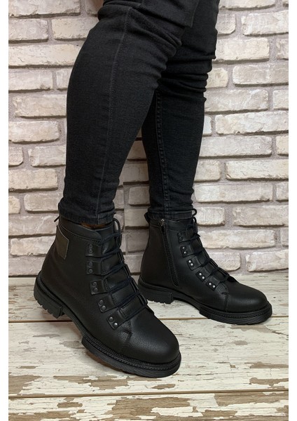 Siyah Erkek Bot 0012716 modelleri