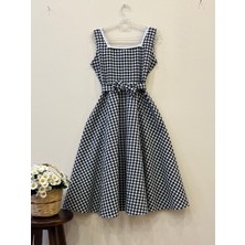 Küçüğüm Butik Siyah Pötikare Desen Kare Yaka Askılı Kloş Elbise