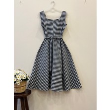 Küçüğüm Butik Siyah Pötikare Desen Kare Yaka Askılı Kloş Elbise