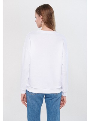 Mavi Kadın Denim Kız Baskılı Beyaz Sweatshirt 1611406-620