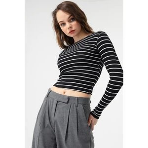 Kadın Siyah-Ekru Fitilli Uzun Kollu Crop Bluz