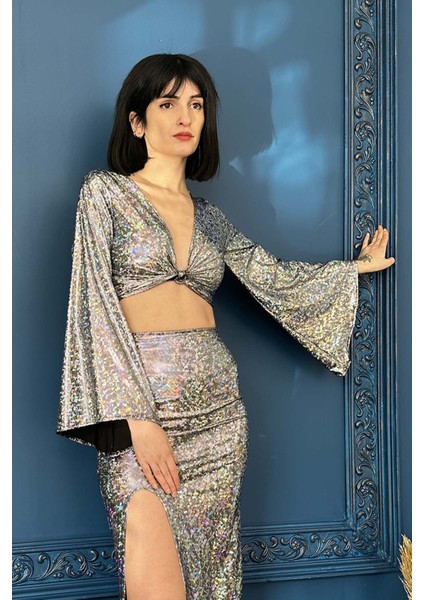 Hologram Yarasa Kollu Anvelop Crop Bluz