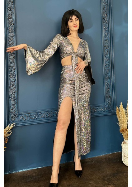 Hologram Yarasa Kollu Anvelop Crop Bluz