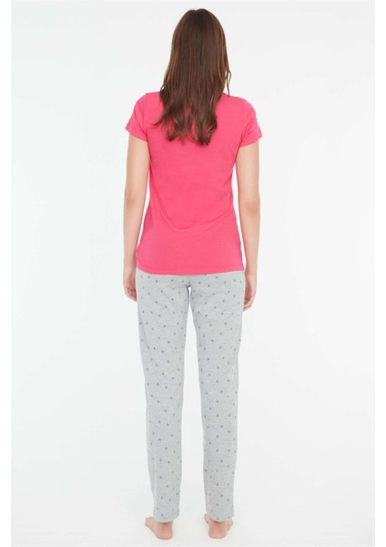 - Kadın Fuşya Yuvarlak Yaka Pijama Takımı 3849