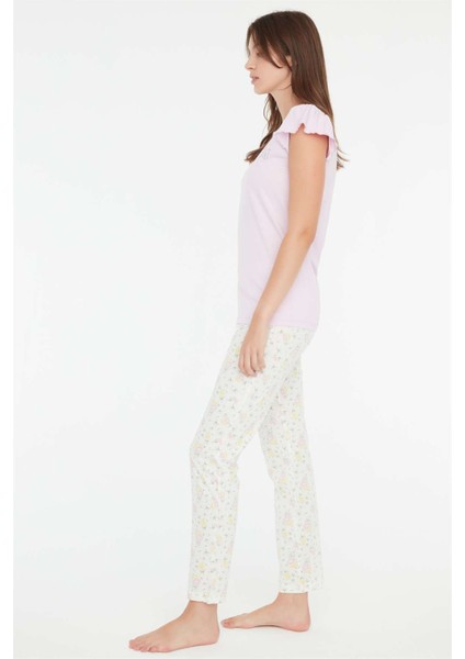 - Kadın Pembe Yuvarlak Yaka Pijama Takımı 3861