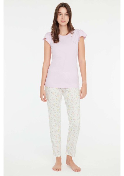 - Kadın Pembe Yuvarlak Yaka Pijama Takımı 3861