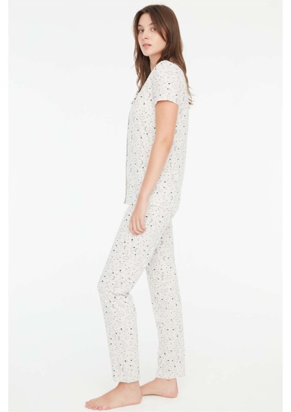 - Kadın Bej Melanj Boydan Patlı Pijama Takımı 3866 fiyatları