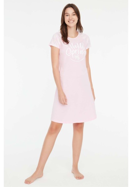 - Kadın Pembe Elbise