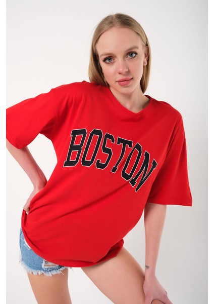 Kadın Boston Baskılı Oversize T-Shirt