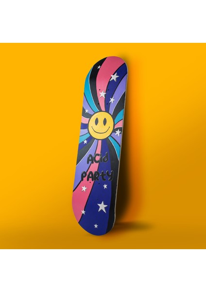 "acid Party" Kaykay Duvar Dekoru, El Yapımı Ahşap Duvar Dekoru
