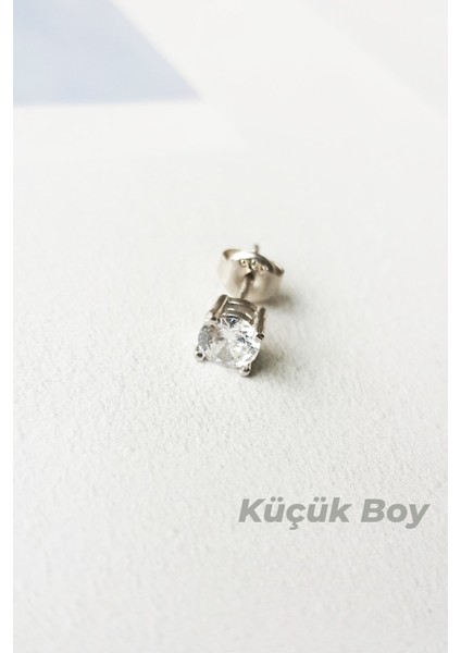 Tekli Ithal Küçük Boy Tektaş Gümüş Küpe