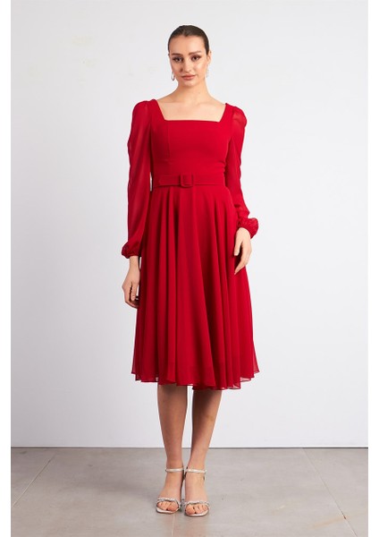 Kırmızı Kare Yaka Şifon Abiye Elbise