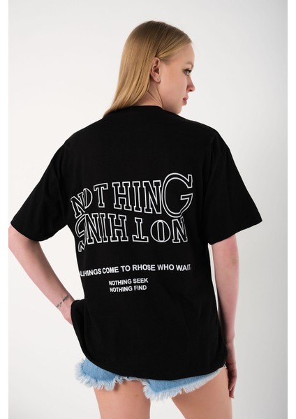 Kadın Ters Düz Nothing Baskılı Oversize T-Shirt