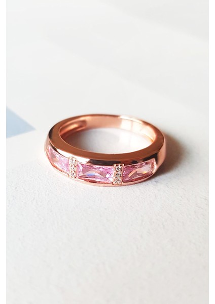 Ithal Pembe Beyaz Zirkon Taş Detaylı Gümüş Yüzük