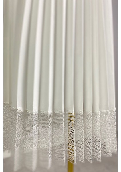 G0015 Dantel Detay Piliseli Elbise Beyaz fırsatları