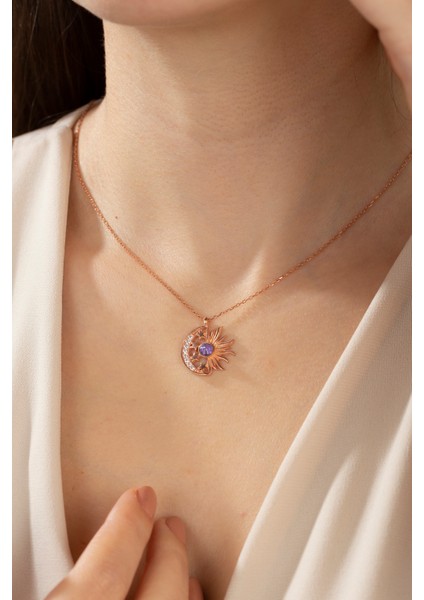 925 Ayar Gümüş Kadın Ametist Taşlı Güneş Ay Yıldız Uyumlu Kolye ESSAKLY621 fiyatları