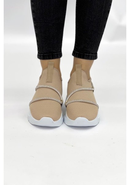 Z6357 Taşlı Fileli Hafif Bej Kadın Sneaker