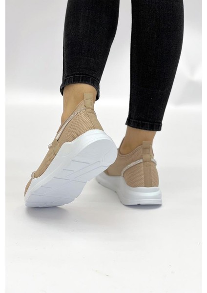 Z6357 Taşlı Fileli Hafif Bej Kadın Sneaker