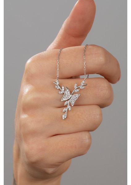 925 Ayar Gümüş Kadın Defne Dalı Kelebek Kolye ESSAKLY616 fiyatları