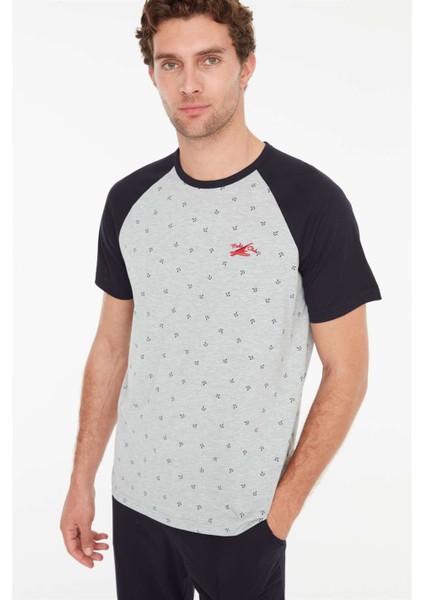 - Erkek Lacivert Yuvarlak Yaka Pijama Takımı fırsatları