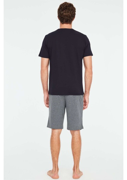 - Erkek Lacivert T-Shirt Şort Takımı