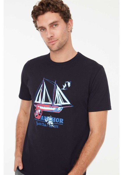 - Erkek Lacivert T-Shirt Şort Takımı