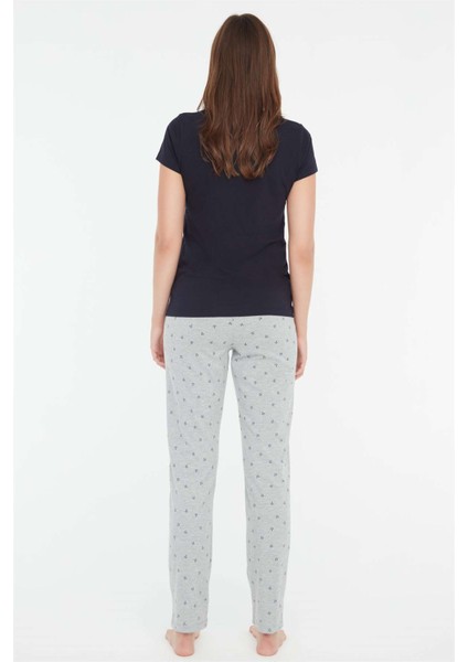 - Kadın Lacivert Yuvarlak Yaka Pijama Takımı 3849